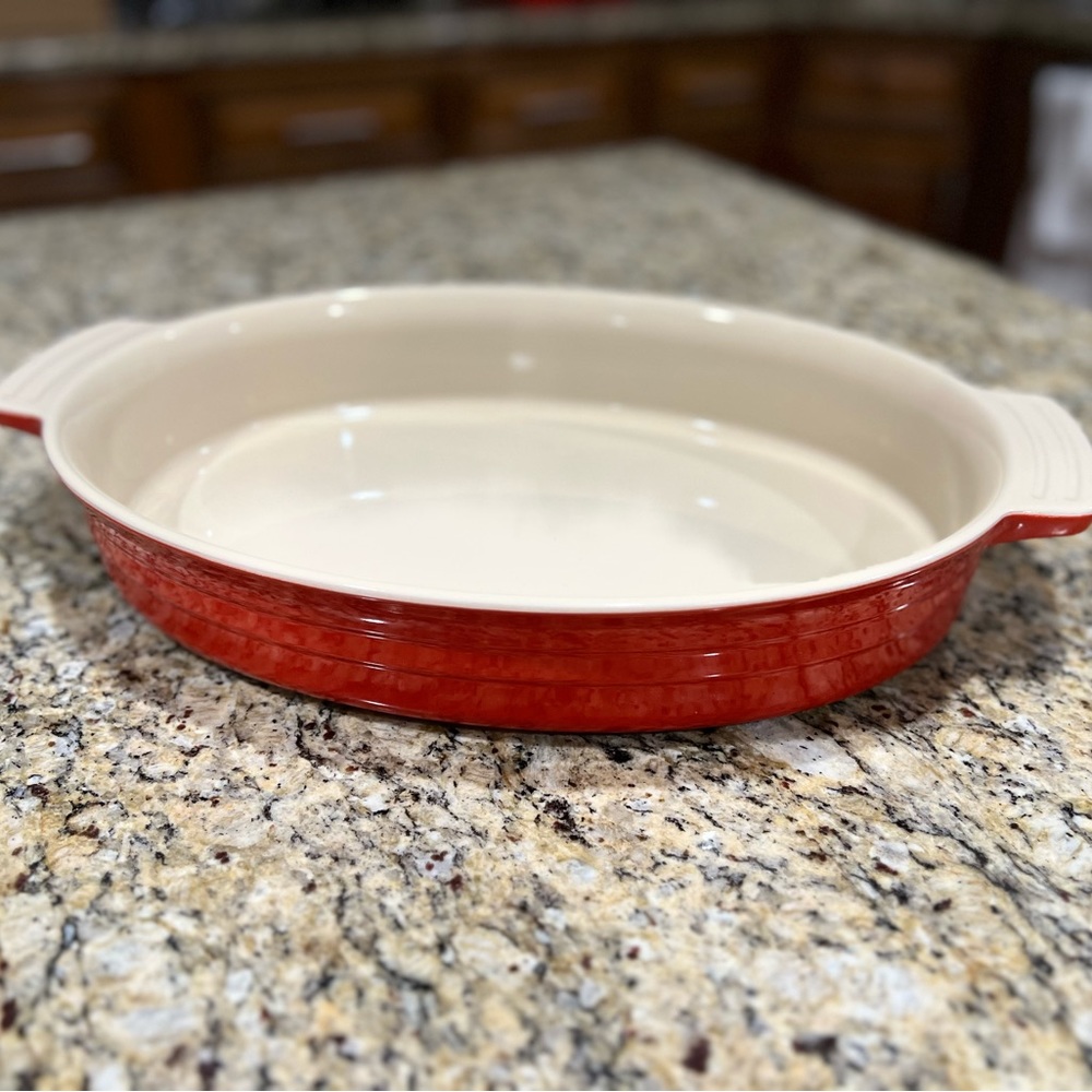 Le Creuset large oven bake dish